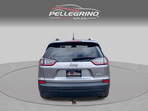 Used 2019 Jeep Cherokee Latitude Plus w/ Cold Weather Group AWD/4WD image 6