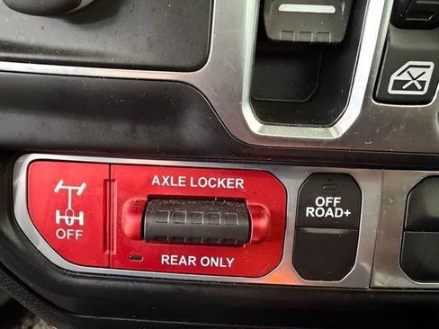 Used 2020 Jeep Gladiator Mojave image 34