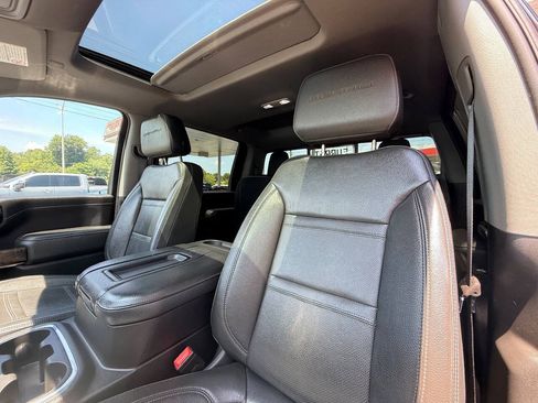 Used 2021 GMC Sierra 2500 Denali w/ Denali Ultimate Package AWD/4WD image 36