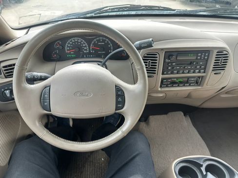 Used 2002 Ford F150 King Ranch RWD image 5