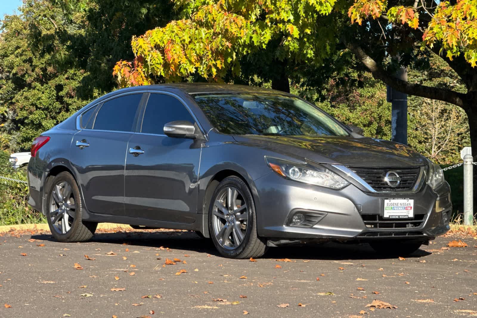Used 2018 Nissan Altima 3.5 SL FWD image 9