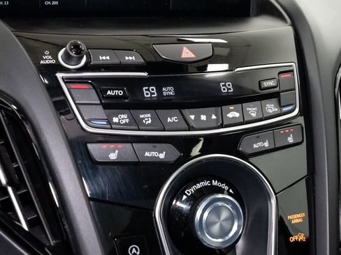 Used 2024 Acura RDX SH-AWD image 19