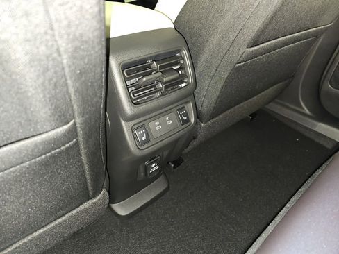 New 2026 Nissan Leaf Platinum+ image 35