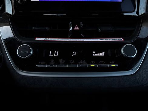 Used 2026 Toyota Corolla SE FWD image 29