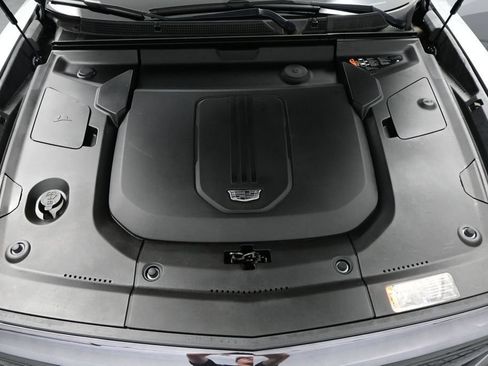 Used 2024 Cadillac Lyriq Sport RWD image 32