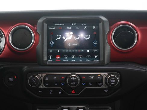 Used 2022 Jeep Gladiator Rubicon w/ Cold Weather Group image 15