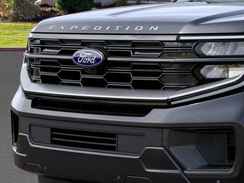 New 2027 Ford Expedition Max Platinum w/ Platinum Ultimate Package AWD/4WD image 17