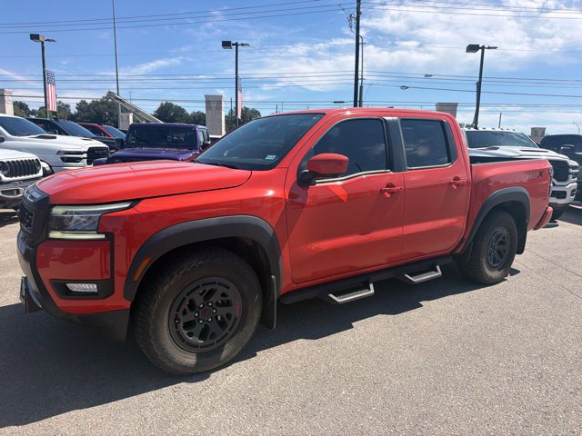 Used 2025 Nissan Frontier Pro-X w/ Pro Premium Package RWD image 2