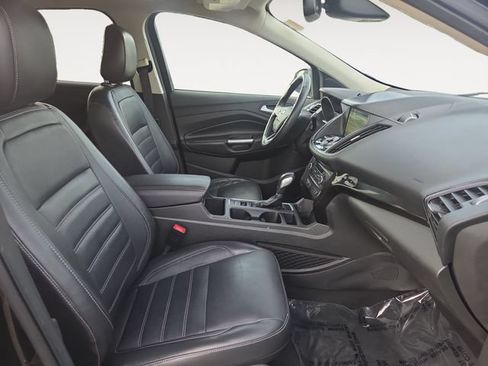 Used 2019 Ford Escape Titanium AWD/4WD image 15