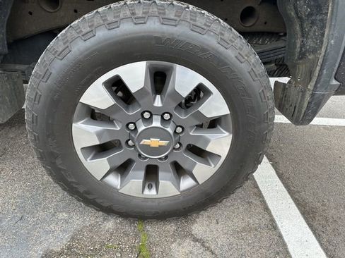 Used 2024 Chevrolet Silverado 2500 LT w/ All Star Edition image 5