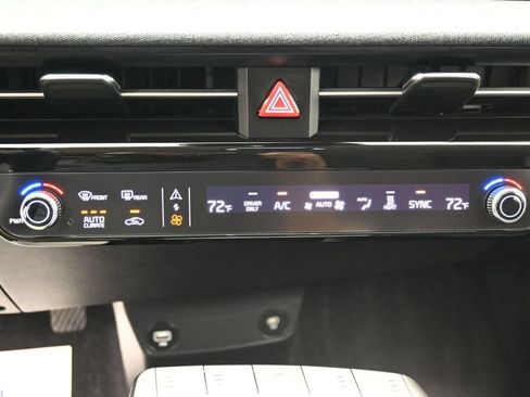 Used 2024 Kia EV6 Wind w/ Wind Technology Package AWD/4WD image 29