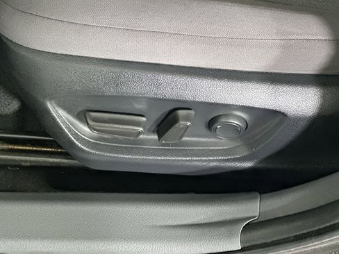 Used 2023 Toyota Camry LE FWD image 13