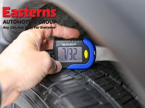 Used 2023 Nissan Rogue SV AWD/4WD image 29
