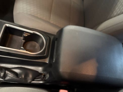 Used 2023 Toyota Tacoma SR AWD/4WD image 18