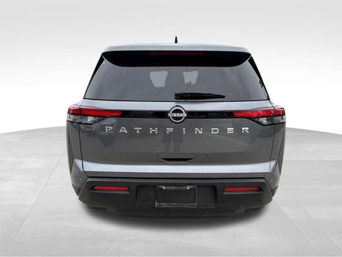 Used 2025 Nissan Pathfinder S image 7