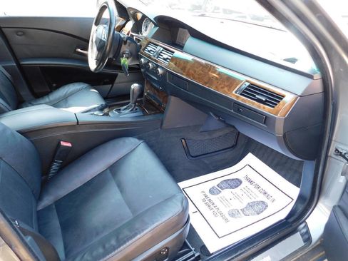 Used 2007 BMW 525xi Sedan image 20