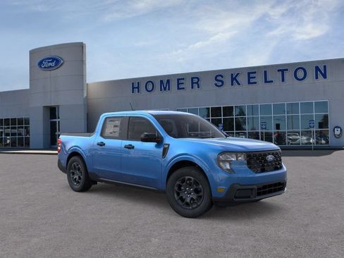 New 2026 Ford Maverick XLT w/ XLT Luxury Package AWD/4WD image 7
