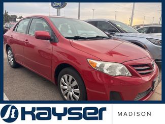 Used 2013 Toyota Corolla LE video 1