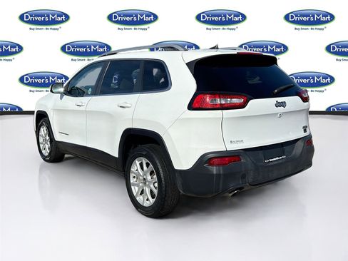 Used 2017 Jeep Cherokee Latitude image 6