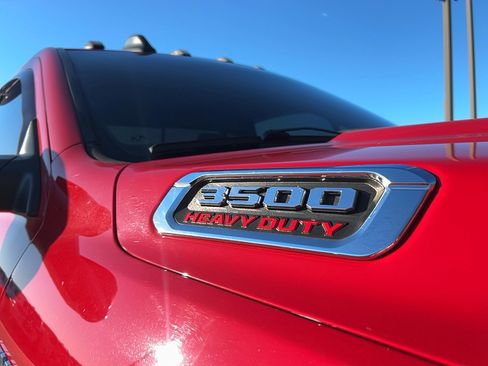 Used 2020 RAM 3500 Tradesman image 10