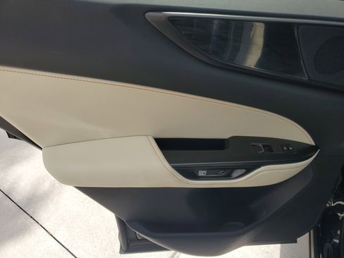 Used 2024 Lexus NX 250 FWD image 18