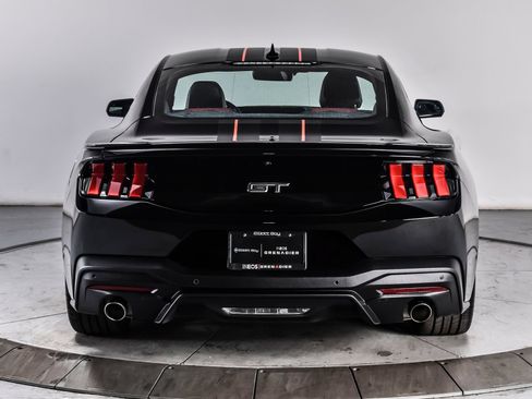 Used 2024 Ford Mustang GT Premium RWD image 5