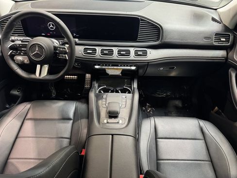New 2026 Mercedes-Benz GLS 450 4MATIC image 3