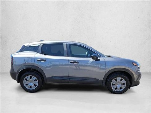 Certified 2025 Nissan Kicks S image 4