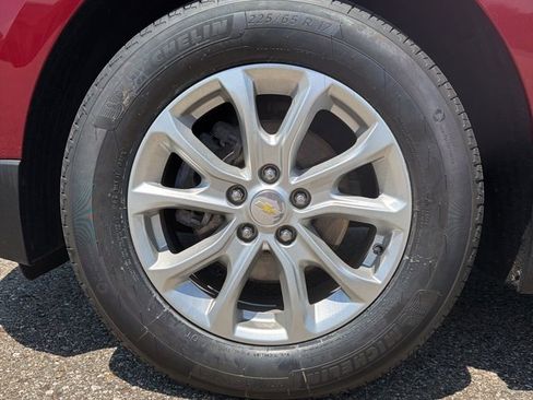 Used 2021 Chevrolet Equinox LT FWD image 9