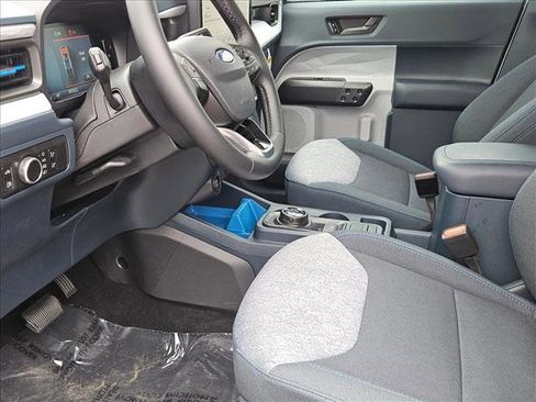 New 2025 Ford Maverick XLT w/ XLT Luxury Package FWD image 14