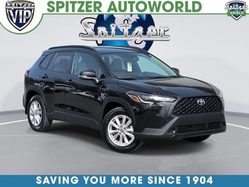 Used 2024 Toyota Corolla Cross LE FWD image 1