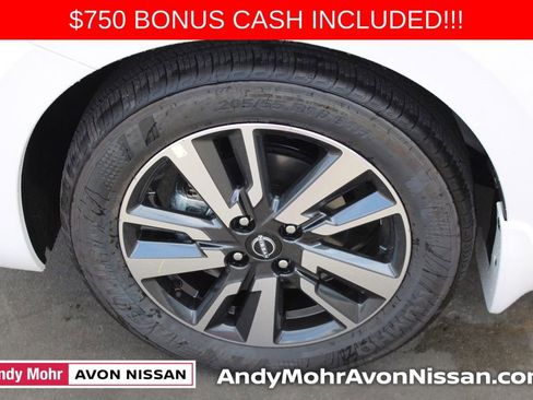 New 2025 Nissan Versa SV w/ Trunk Package image 6