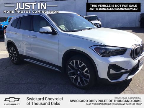 Used 2021 BMW X1 sDrive28i w/ Convenience Package FWD image 1