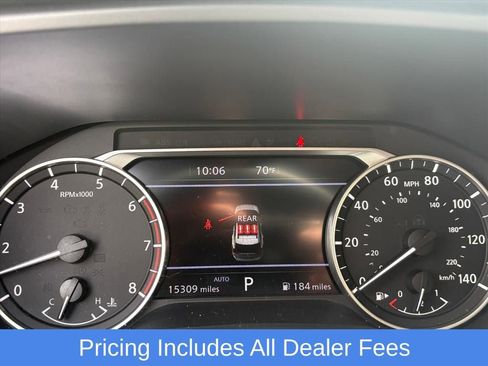 Used 2025 Nissan Rogue SV AWD/4WD image 9