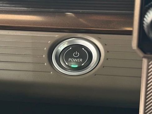 Used 2025 GMC Hummer EV 2X image 34