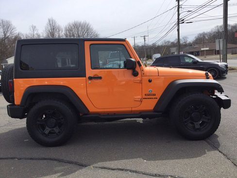 Used 2012 Jeep Wrangler Sport image 7