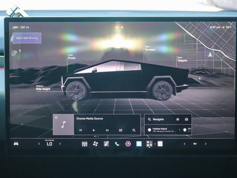 Used 2024 Tesla Cybertruck Cyberbeast AWD/4WD image 13