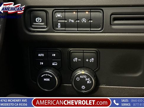 Used 2024 Chevrolet Tahoe LT AWD/4WD image 37
