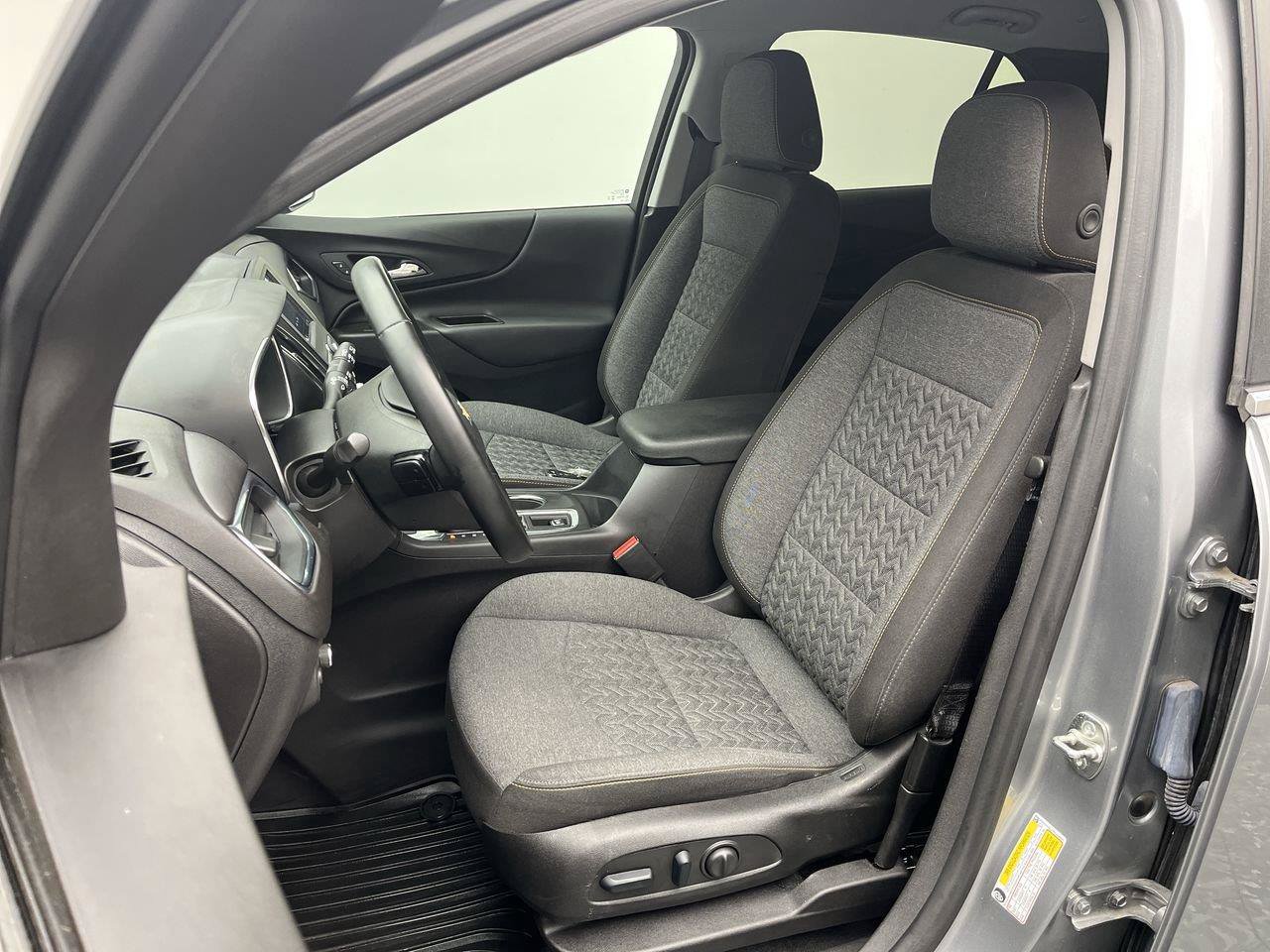 Used 2024 Chevrolet Equinox LT AWD/4WD image 8