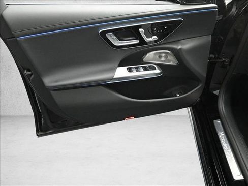 New 2026 Mercedes-Benz E 350 4MATIC Sedan image 10