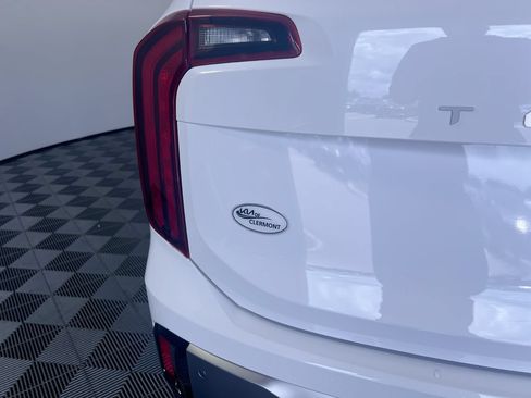 Certified 2024 Kia Telluride S w/ S Sunroof Package FWD image 5