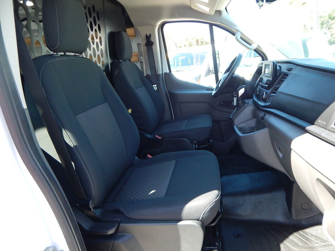 Used 2025 Ford Transit 250 Low Roof w/ Exterior Upgrade Package RWD image 22