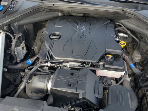 Used 2022 Genesis GV70 2.5T w/ Select Package image 10