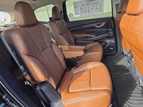 New 2025 Subaru Ascent Touring w/ Popular Package #2 image 15