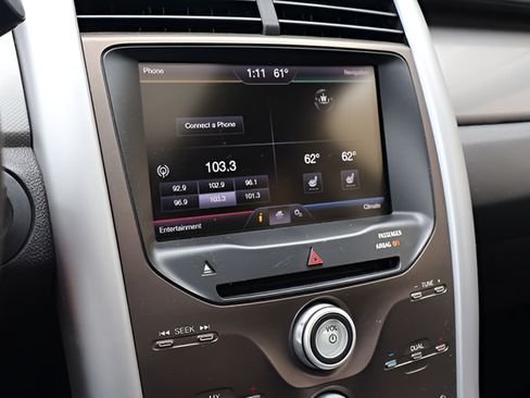 Used 2014 Ford Edge SEL w/ Equipment Group 205A AWD/4WD image 21