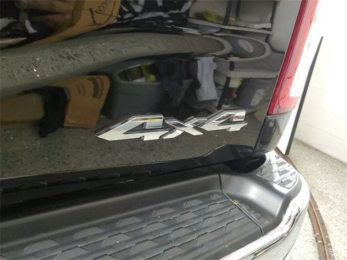 Used 2023 RAM 3500 Tradesman w/ Chrome Appearance Group image 6