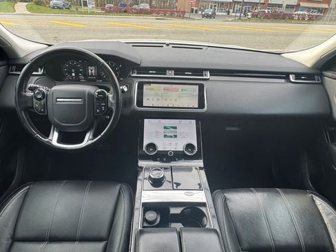 Used 2018 Land Rover Range Rover Velar S image 16