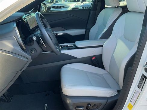 Used 2023 Lexus RX 350h image 14