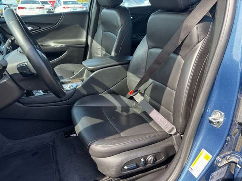 Used 2024 Chevrolet Malibu LT image 32