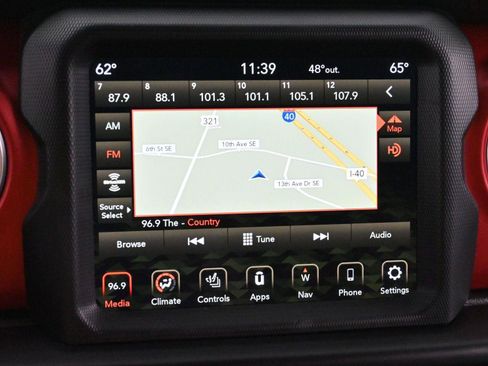 Used 2022 Jeep Wrangler Unlimited Rubicon w/ Cold Weather Group image 21